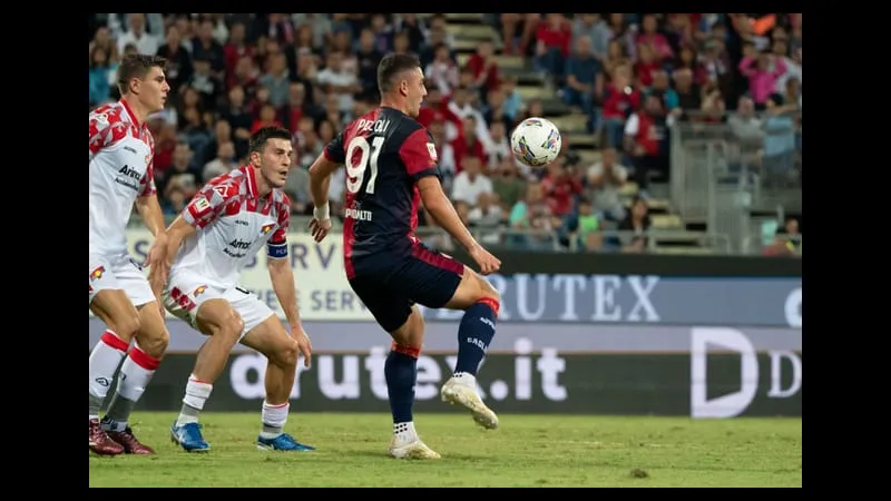 Minh họa cho "Hình ảnh bóng đá 'Cremonese' Minh họa cho "Hình ảnh bóng đá 'Cremonese'